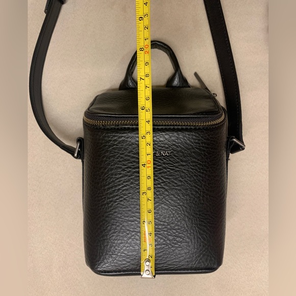 MATT & NAT CROSSBODY BAG - Picture 5 of 6